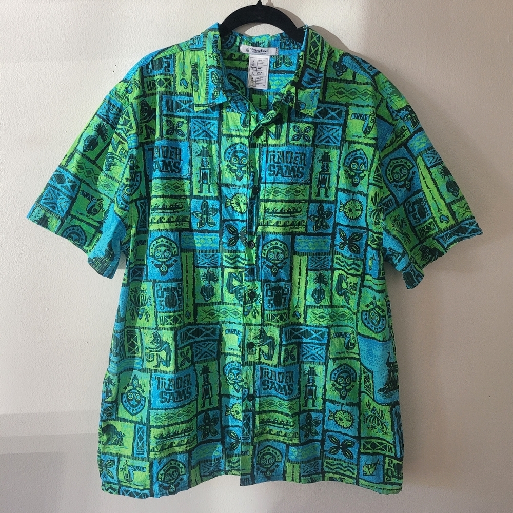 Disney Trader Sam's Grog Grotto Enchanted Tiki Room Hawaiian Shirt Large